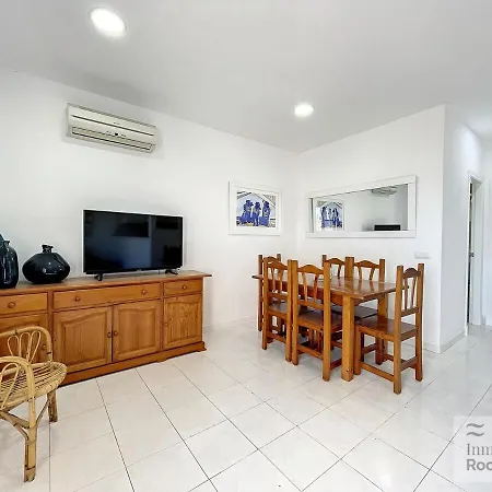 Apartment Roca Fornells, En Ses Salines Con Piscina Ss22 *