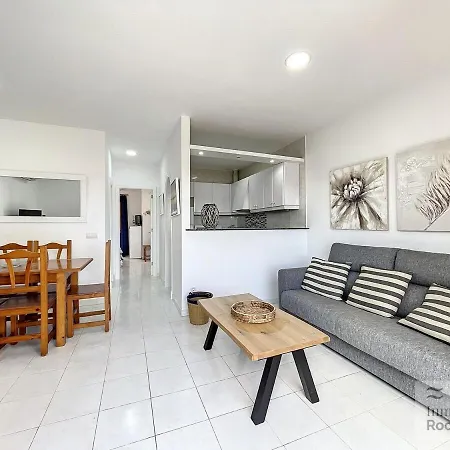 Roca Fornells, En Ses Salines Con Piscina Ss22 Fornells (Menorca)